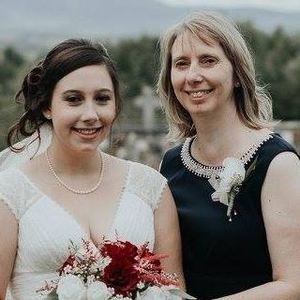 Meet your Posher, Christine